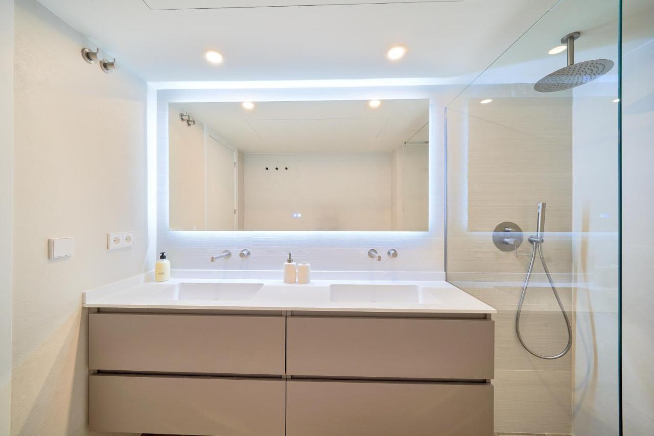 Sea Suite Beachfront マルベーリャ エクステリア 写真