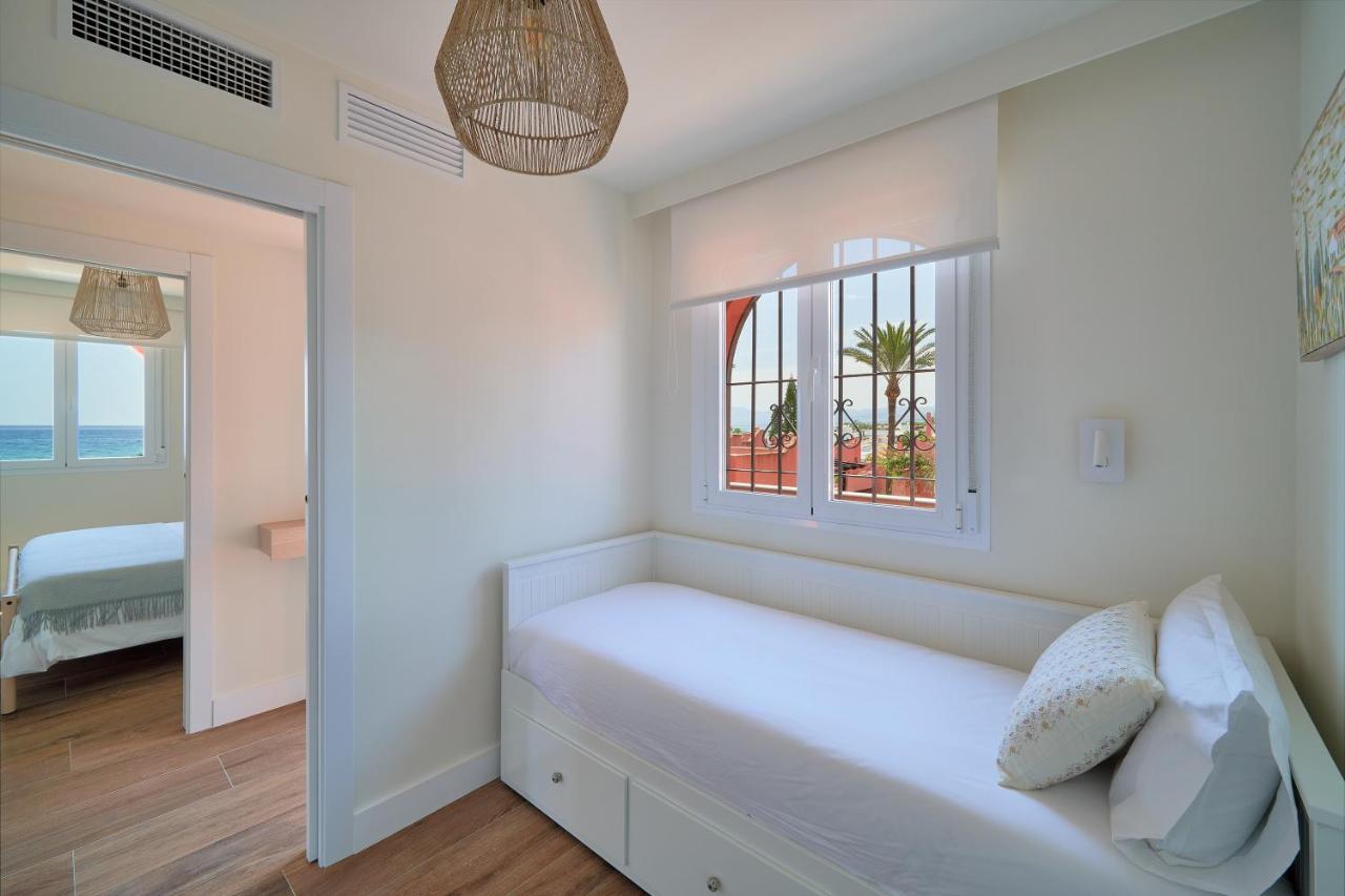 Sea Suite Beachfront マルベーリャ エクステリア 写真